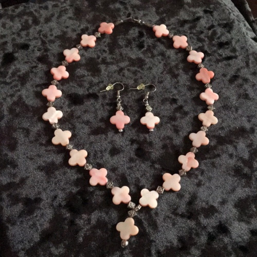 Pink Shell Necklace and Earrings Set